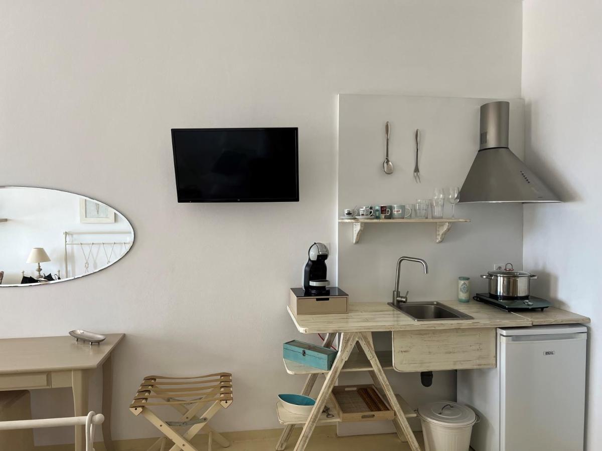 Heavenly Milos Suites Agia Kiriaki Beach  Экстерьер фото